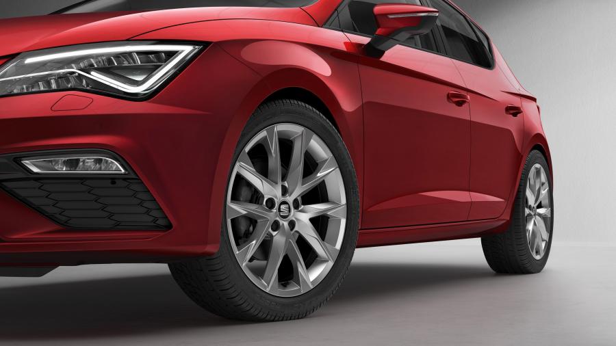  Seat Leon FR 2016 года  (WW) (фото 23 из 30)